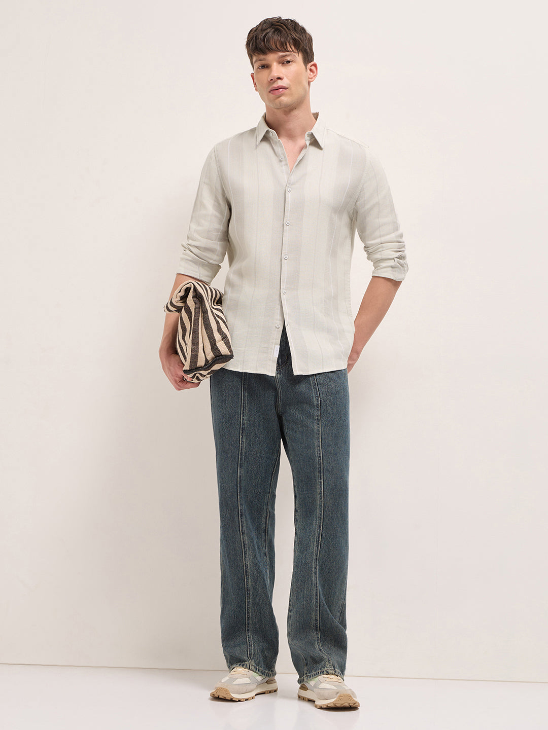 Green Woven Vertical Stripe Slim Fit Casual Shirt by The Bear House
