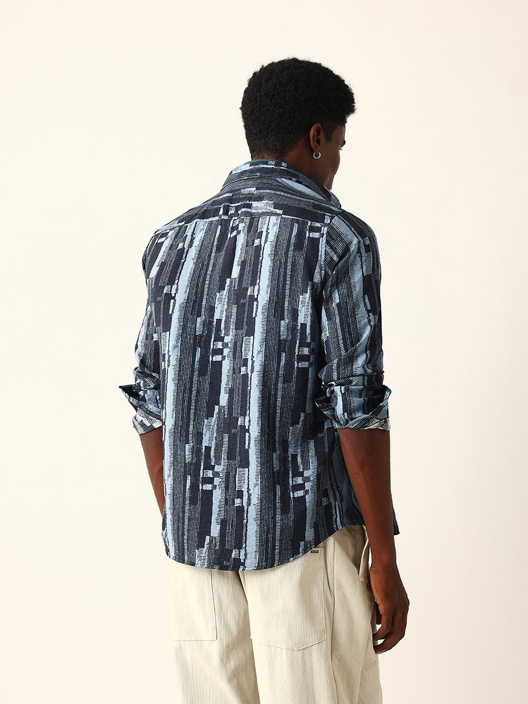 Blue Abstract Textured Printed Regular Fit Casual Shirt by The Bear House