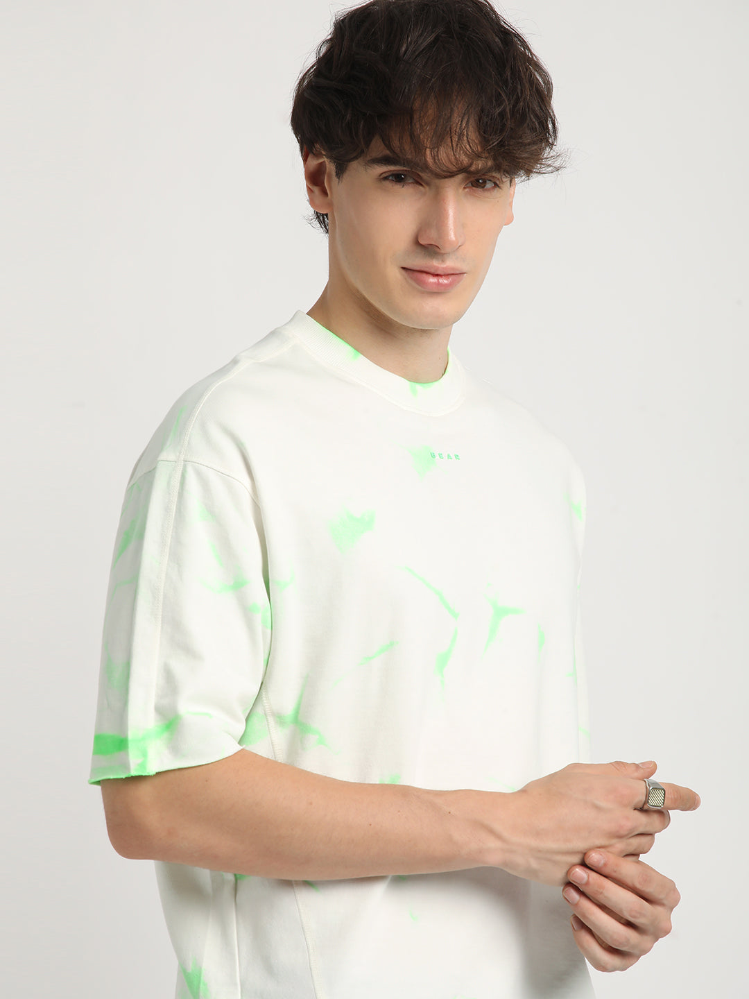 Men Green Tie and Dye Oversized Fit Round Neck T-shirt by The Bear House