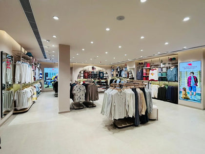 Janakpuri store, photo 5