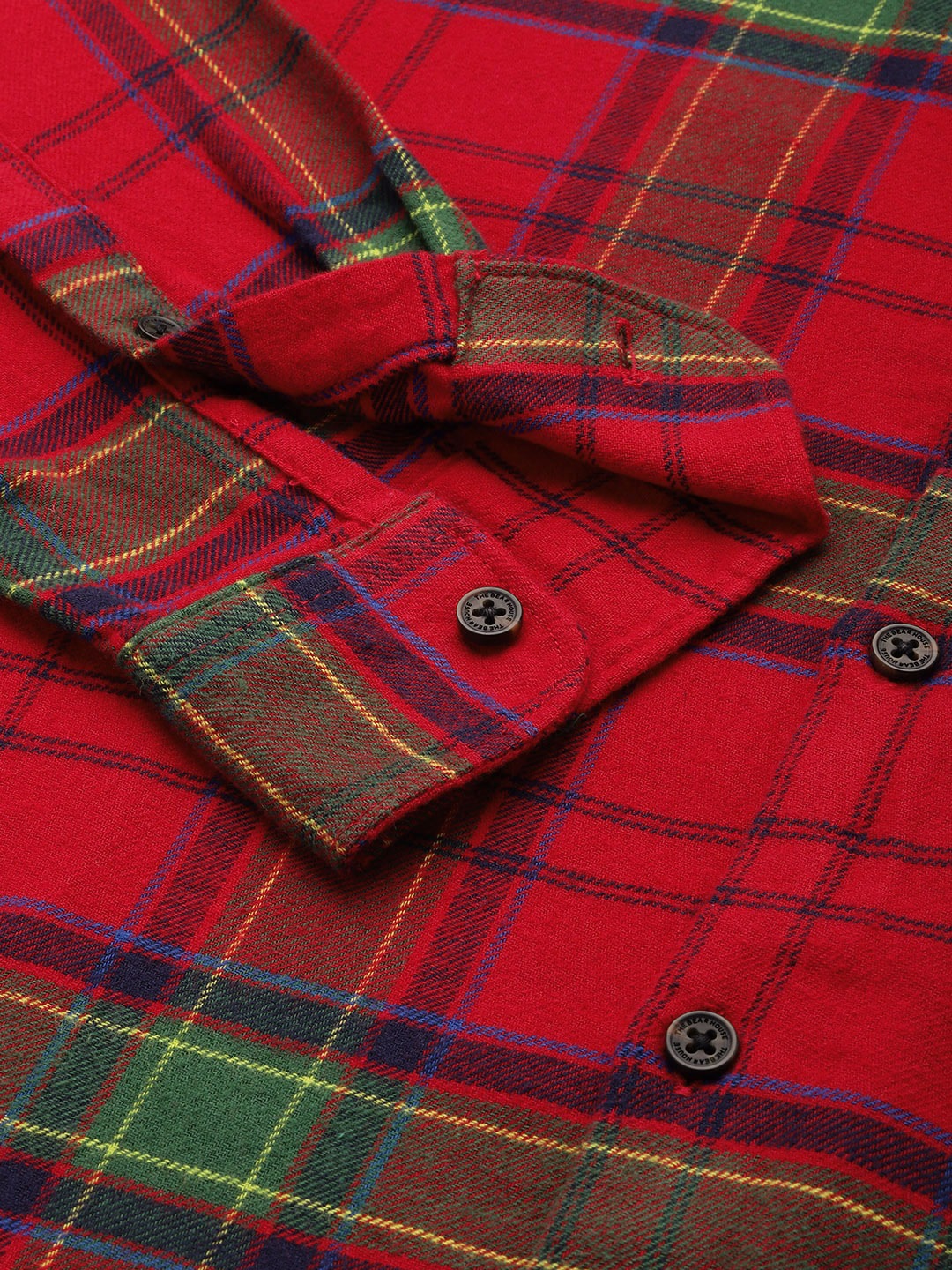 Men Slim Button-down Flannel Shirt by The Bear House