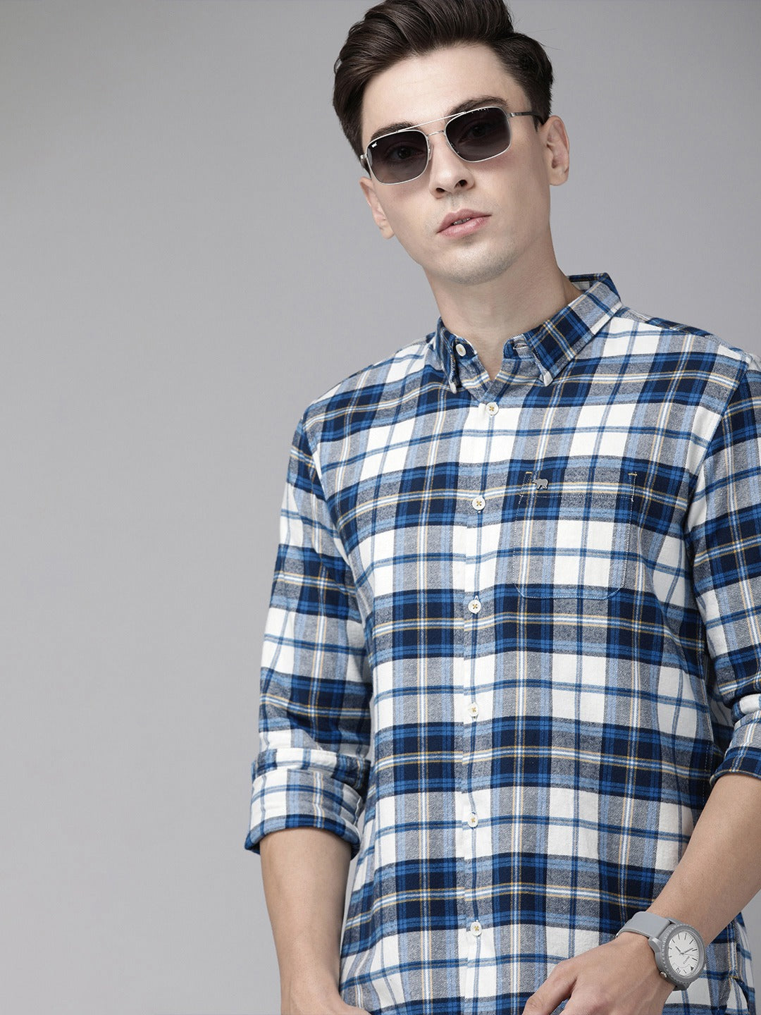 Men Slim Button-down Flannel Shirt by The Bear House
