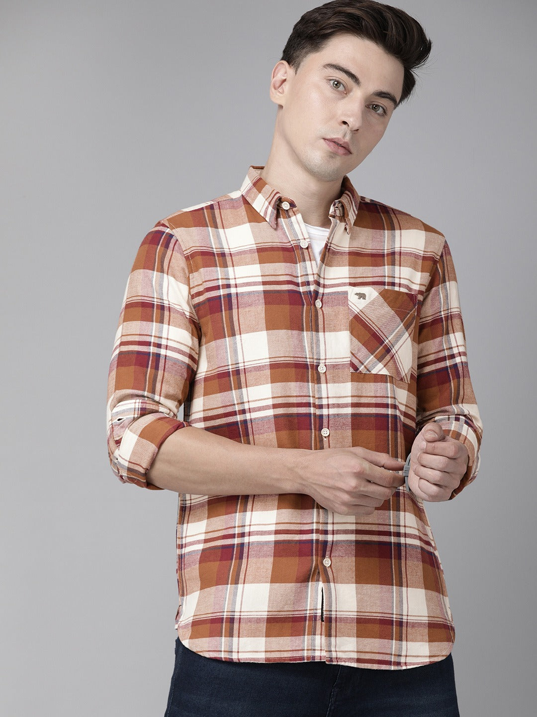 Men Slim Button-down Flannel Shirt by The Bear House